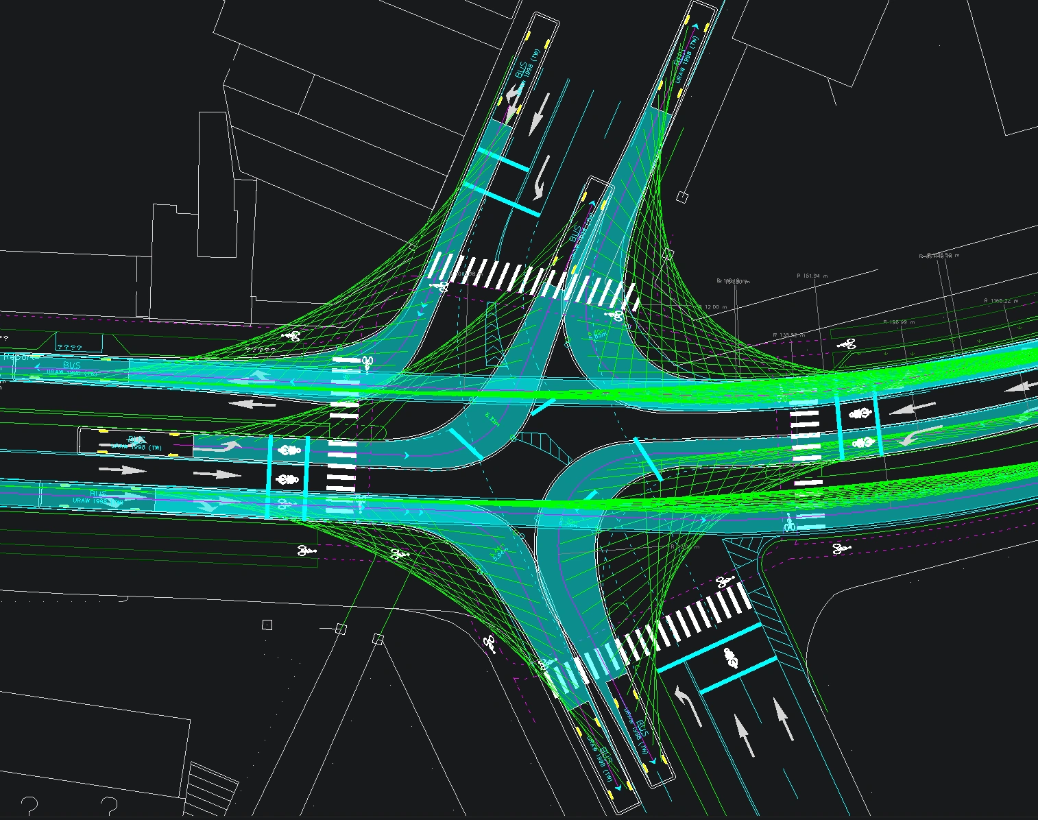 黑底道路工程 CAD 平面圖，以彩色線條呈現精武路路口、斑馬線與車道配置。